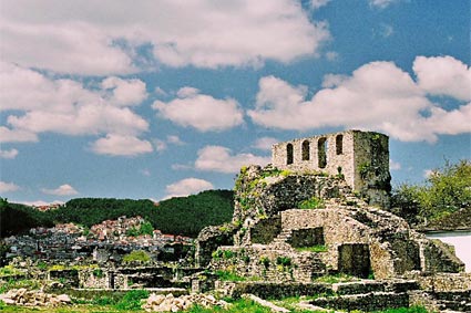 GIANNENA - PHOTO BY ANDREAS GANATSIOS